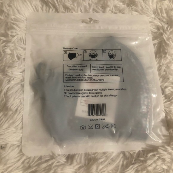 Large fashion protective mask - Picture 2 of 2